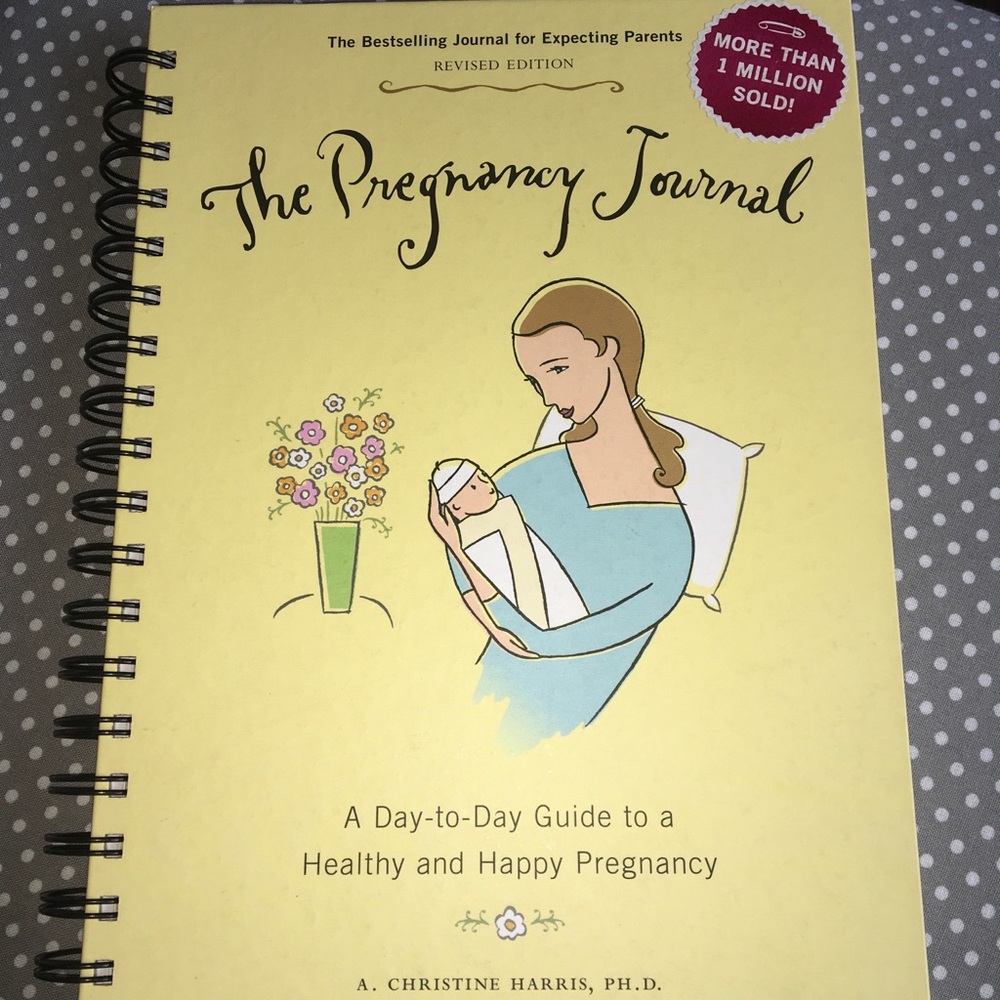 BOOK BUNDLE 💕💙 The Pregnancy Journal & What To Expect-The Toddler Years Bundle!